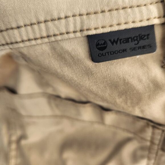 Wrangler Mens Outdoor Series Front Side Cargo Shorts 38 - Picture 6 of 9